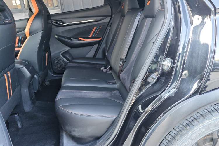 Used CHANGAN OSHAN X5 2022 Sport Edition 1.5T DCT Cyclone Assault Left Rear Seat
