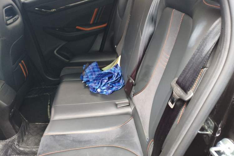 Used CHANGAN OSHAN X5 2022 Sport Edition 1.5T DCT Hurricane Sonic Left Rear Seat