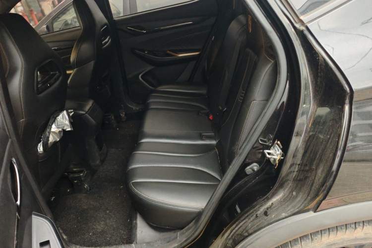 Used CHANGAN OSHAN X5 2022 1.5T DCT Xiake Edition Left Rear Seat