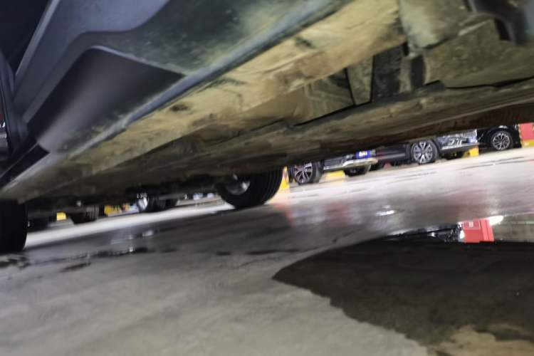 Used CHANGAN OSHAN X5 2022 1.5T DCT Xiake Edition Left Side Sill