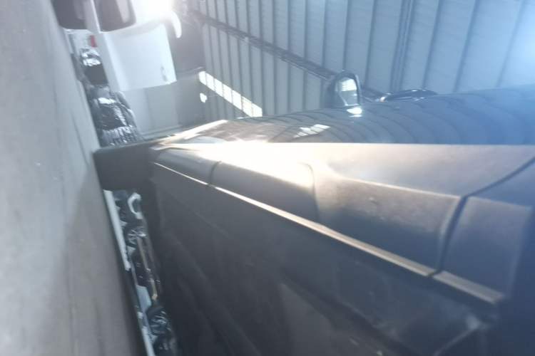 Used CHANGAN OSHAN X5 2022 1.5T DCT Xiake Edition Left Side Sill