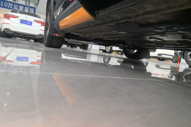 Used CHANGAN OSHAN X5 2022 Sport Edition 1.5T DCT Hurricane Sonic Left Side Sill