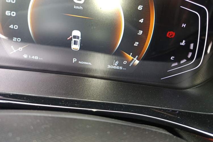 Used CHANGAN OSHAN X5 2022 Sport Edition 1.5T DCT Hurricane Sonic Odometer Close Up