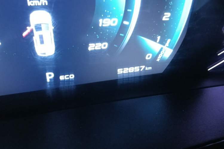Used CHANGAN OSHAN X5 2022 1.5T DCT Xiake Edition Odometer Close Up