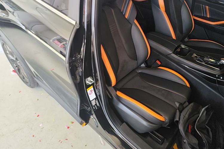 Used CHANGAN OSHAN X5 2022 Sport Edition 1.5T DCT Cyclone Assault Right Front Seat