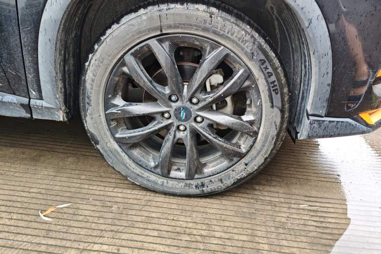 Used CHANGAN OSHAN X5 2022 Sport Edition 1.5T DCT Hurricane Sonic Right Front Wheel Hub