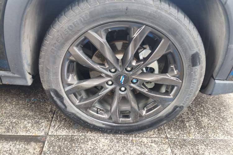 Used CHANGAN OSHAN X5 2022 Sport Edition 1.5T DCT Hurricane Sonic Right Front Wheel Hub