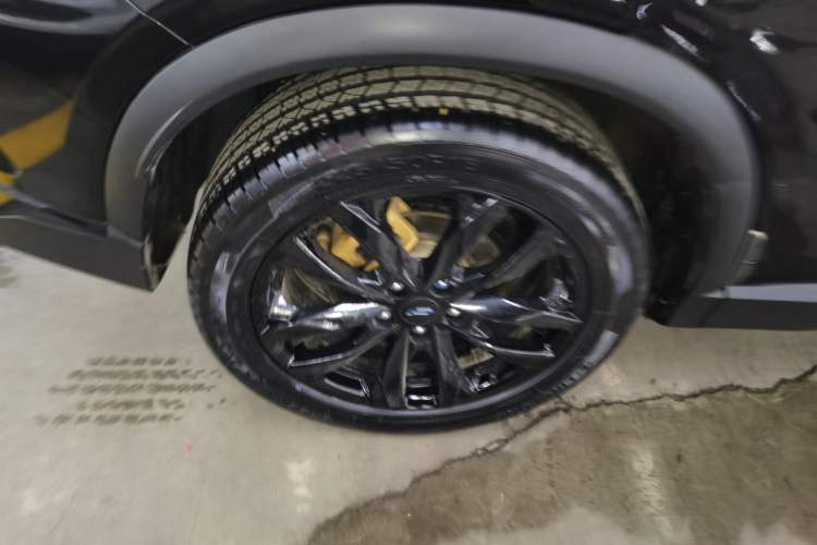 Used CHANGAN OSHAN X5 2022 1.5T DCT Xiake Edition Right Rear Wheel Hub