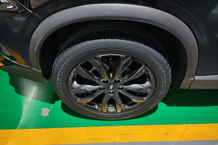 Used CHANGAN OSHAN X5 2022 Sport Edition 1.5T DCT Hurricane Sonic Right Rear Wheel Hub