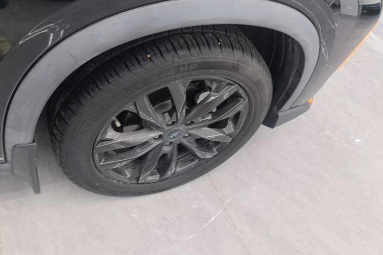 Used CHANGAN OSHAN X5 2022 Sport Edition 1.5T DCT Hurricane Sonic Right Rear Wheel Hub