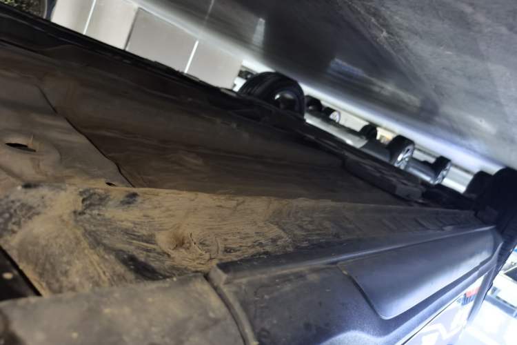 Used CHANGAN OSHAN X5 2022 1.5T DCT Xiake Edition Right Side Sill