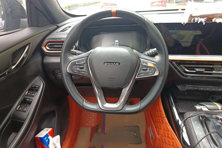 Used CHANGAN OSHAN X5 2022 Sport Edition 1.5T DCT Hurricane Sonic Steering Wheel