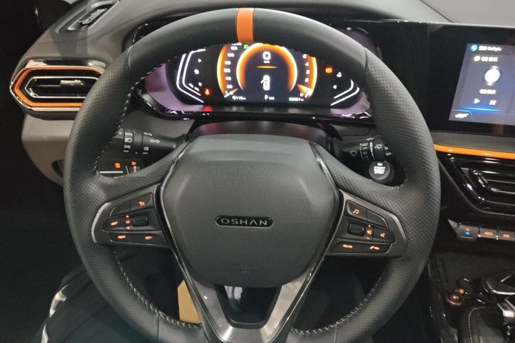 Used CHANGAN OSHAN X5 2022 Sport Edition 1.5T DCT Cyclone Assault Steering Wheel