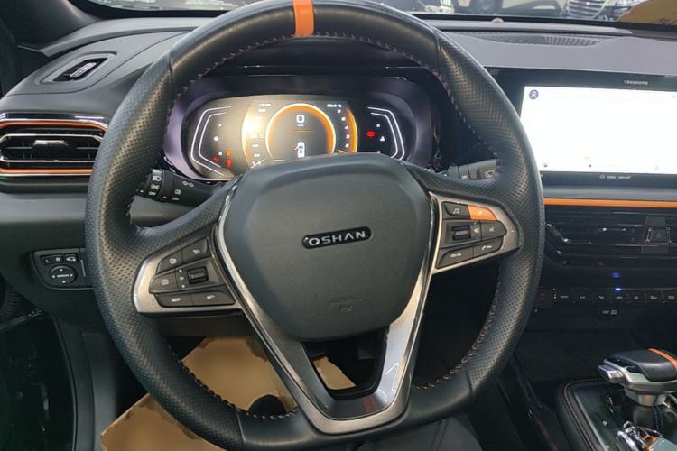 Used CHANGAN OSHAN X5 2022 Sport Edition 1.5T DCT Hurricane Sonic Steering Wheel