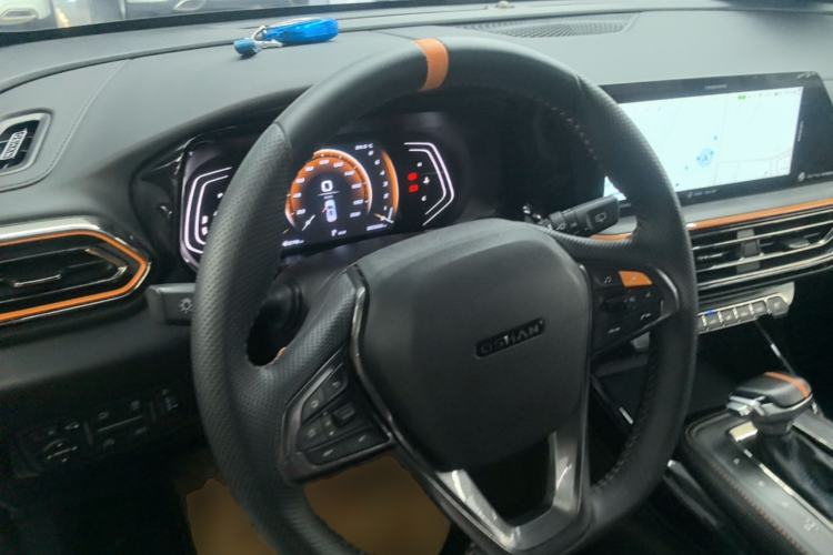 Used CHANGAN OSHAN X5 2022 Sport Edition 1.5T DCT Hurricane Sonic Steering Wheel