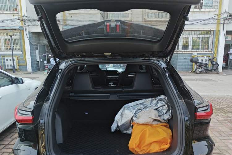 Used CHANGAN OSHAN X5 2022 Sport Edition 1.5T DCT Hurricane Sonic Trunk
