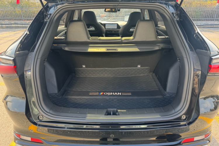 Used CHANGAN OSHAN X5 2022 1.5T DCT Xiake Edition Trunk