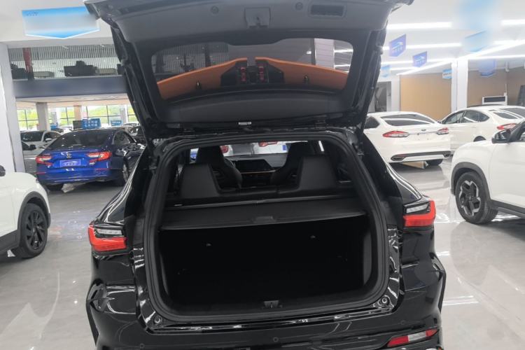 Used CHANGAN OSHAN X5 2022 Sport Edition 1.5T DCT Hurricane Sonic Trunk