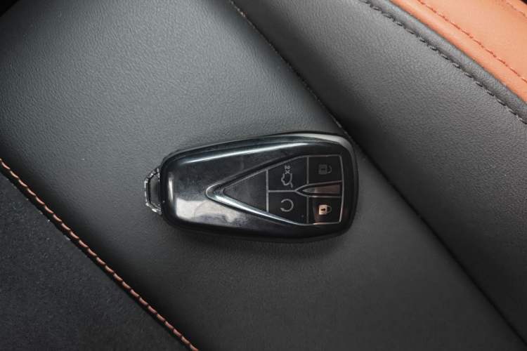 Used CHANGAN OSHAN X5 2022 Sport Edition 1.5T DCT Hurricane Sonic Vehicle Key