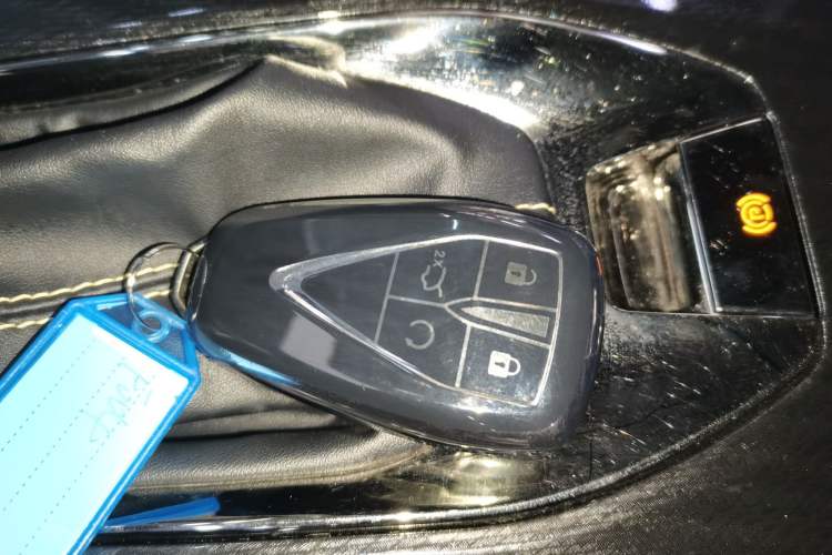 Used CHANGAN OSHAN X5 2022 1.5T DCT Xiake Edition Vehicle Key