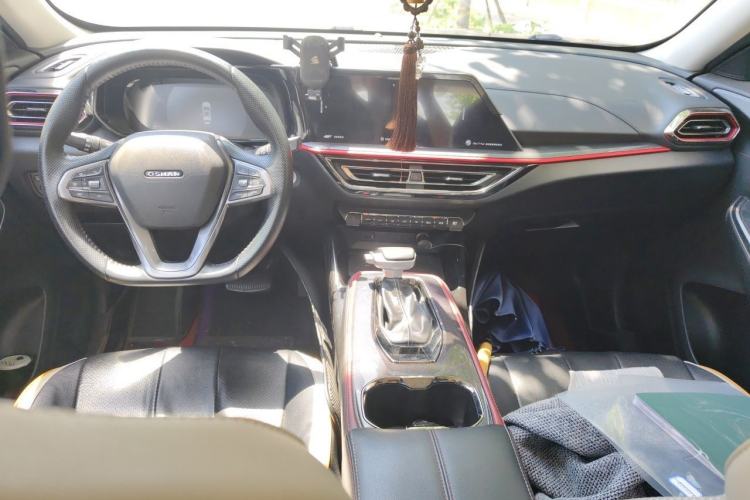 Used CHANGAN OSHAN X5 2022 1.5T DCT Tiger Roar Limited Edition Center Console