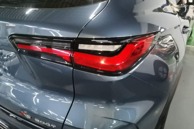 Used CHANGAN OSHAN X5 2022 Sport Edition 1.5T DCT Hurricane Sonic Exterior 3