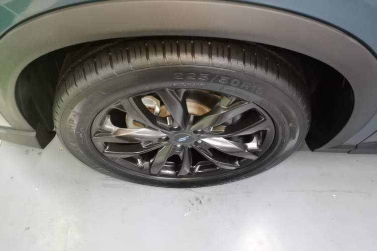 Used CHANGAN OSHAN X5 2022 Sport Edition 1.5T DCT Hurricane Sonic Exterior 4