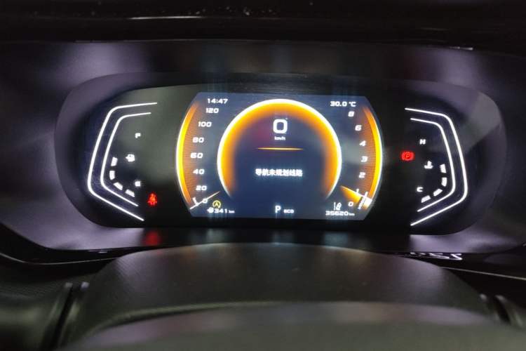 Used CHANGAN OSHAN X5 2022 Sport Edition 1.5T DCT Hurricane Sonic Instrument Cluster