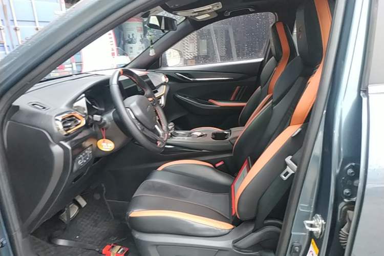 Used CHANGAN OSHAN X5 2022 Sport Edition 1.5T DCT Hurricane Sonic Left Front Seat