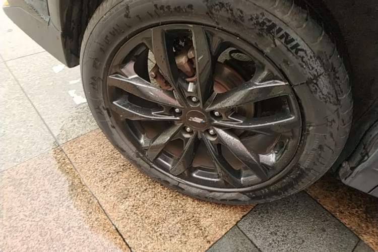 Used CHANGAN OSHAN X5 2022 Sport Edition 1.5T DCT Hurricane Sonic Right Rear Wheel Hub