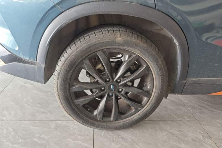 Used CHANGAN OSHAN X5 2022 Sport Edition 1.5T DCT Hurricane Sonic Right Rear Wheel Hub