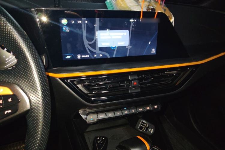 Used CHANGAN OSHAN X5 2022 Sport Edition 1.5T DCT Hurricane Sonic Audio And AC Panel