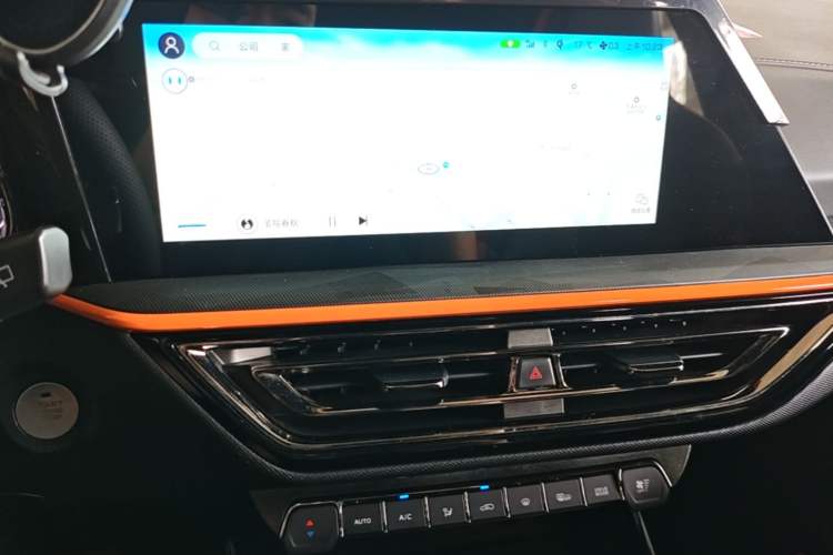 Used CHANGAN OSHAN X5 2022 Sport Edition 1.5T DCT Cyclone Assault Audio And AC Panel