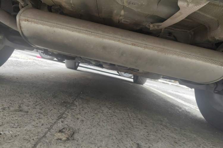 Used CHANGAN OSHAN X5 2022 Sport Edition 1.5T DCT Cyclone Assault Chassis Rear