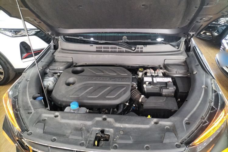 Used CHANGAN OSHAN X5 2022 Sport Edition 1.5T DCT Hurricane Sonic Engine Bay