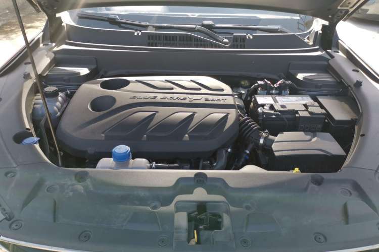 Used CHANGAN OSHAN X5 2022 Sport Edition 1.5T DCT Hurricane Sonic Engine Bay