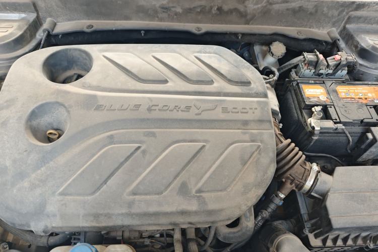 Used CHANGAN OSHAN X5 2022 Sport Edition 1.5T DCT Cyclone Assault Engine Bay