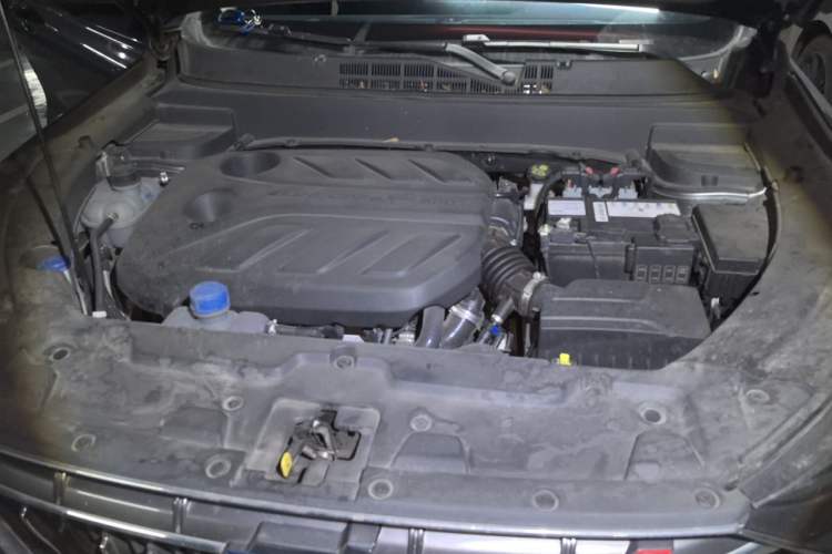 Used CHANGAN OSHAN X5 2022 Sport Edition 1.5T DCT Hurricane Sonic Engine Bay
