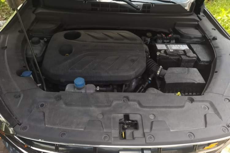 Used CHANGAN OSHAN X5 2022 Sport Edition 1.5T DCT Hurricane Sonic Engine Bay