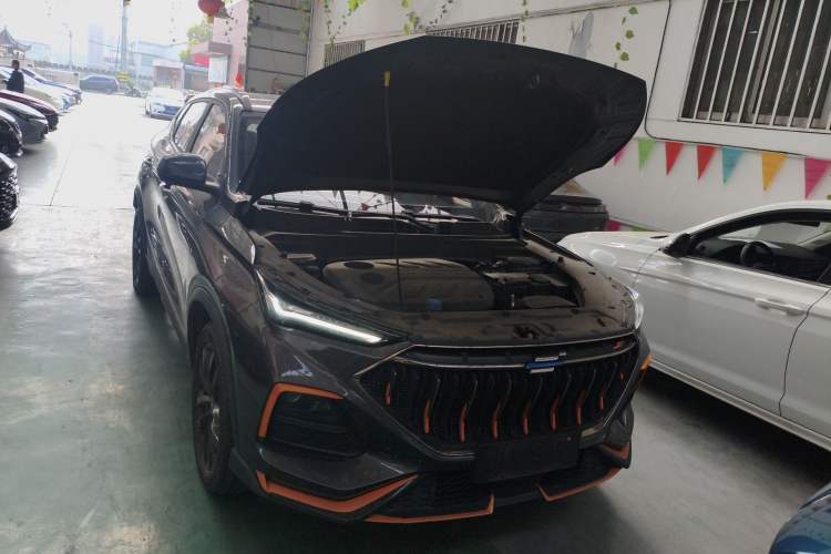 Used CHANGAN OSHAN X5 2022 Sport Edition 1.5T DCT Hurricane Sonic Engine Bay