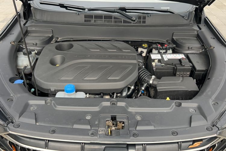 Used CHANGAN OSHAN X5 2022 Sport Edition 1.5T DCT Cyclone Assault Engine Bay