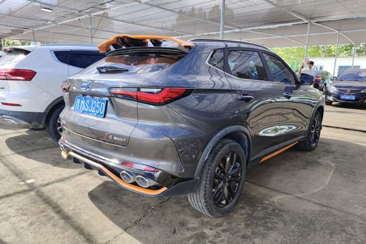 Used CHANGAN OSHAN X5 2022 Sport Edition 1.5T DCT Hurricane Sonic Exterior 3