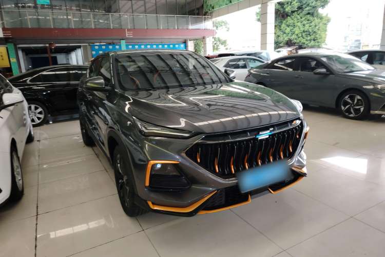 Used CHANGAN OSHAN X5 2022 Sport Edition 1.5T DCT Cyclone Assault Front Right 45 Deg