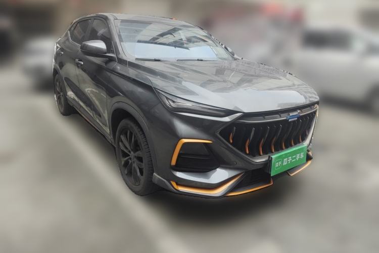 Used CHANGAN OSHAN X5 2022 Sport Edition 1.5T DCT Cyclone Assault Front Right 45 Deg