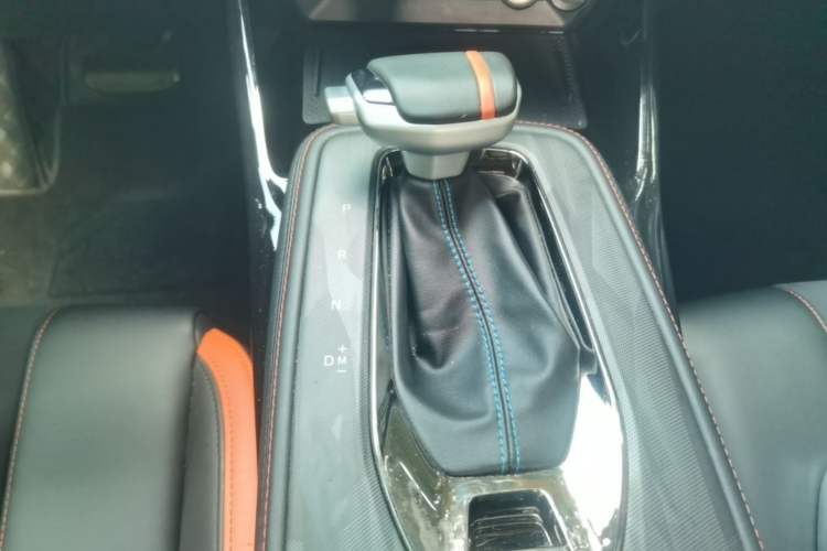 Used CHANGAN OSHAN X5 2022 Sport Edition 1.5T DCT Hurricane Sonic Gear Lever