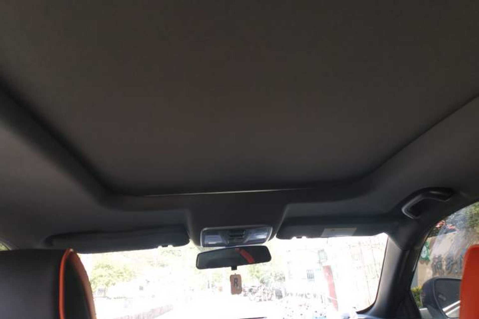 Used CHANGAN OSHAN X5 2022 Sport Edition 1.5T DCT Hurricane Sonic Headliner