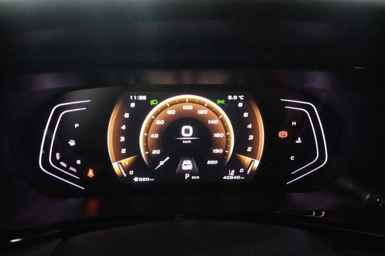 Used CHANGAN OSHAN X5 2022 Sport Edition 1.5T DCT Hurricane Sonic Instrument Cluster
