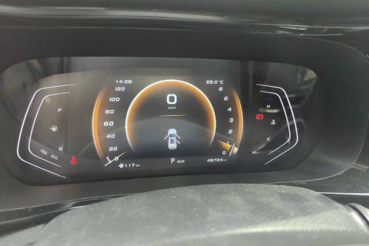 Used CHANGAN OSHAN X5 2022 Sport Edition 1.5T DCT Cyclone Assault Instrument Cluster