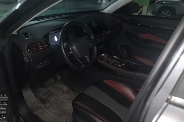 Used CHANGAN OSHAN X5 2022 Sport Edition 1.5T DCT Hurricane Sonic Left Front Seat