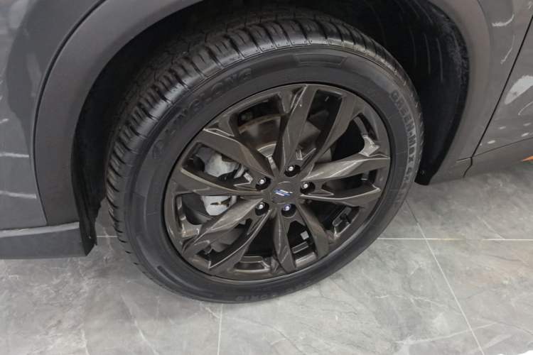 Used CHANGAN OSHAN X5 2022 Sport Edition 1.5T DCT Hurricane Sonic Left Front Wheel Hub